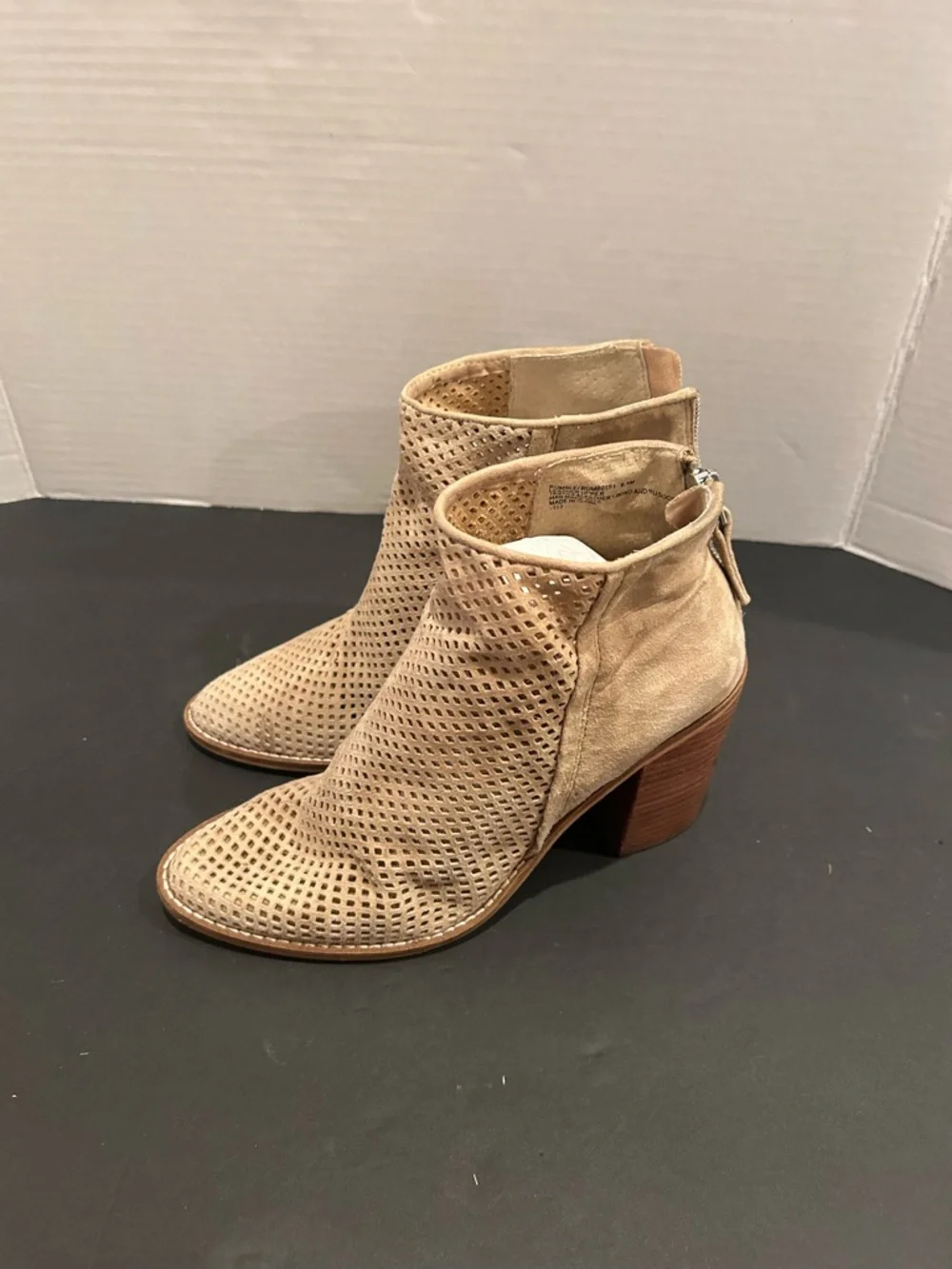 Steve Madden Tan Perforated Suede Ankle Boot  Beige size 6.5
